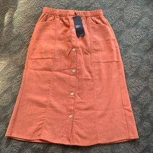 Hackwith house skirt